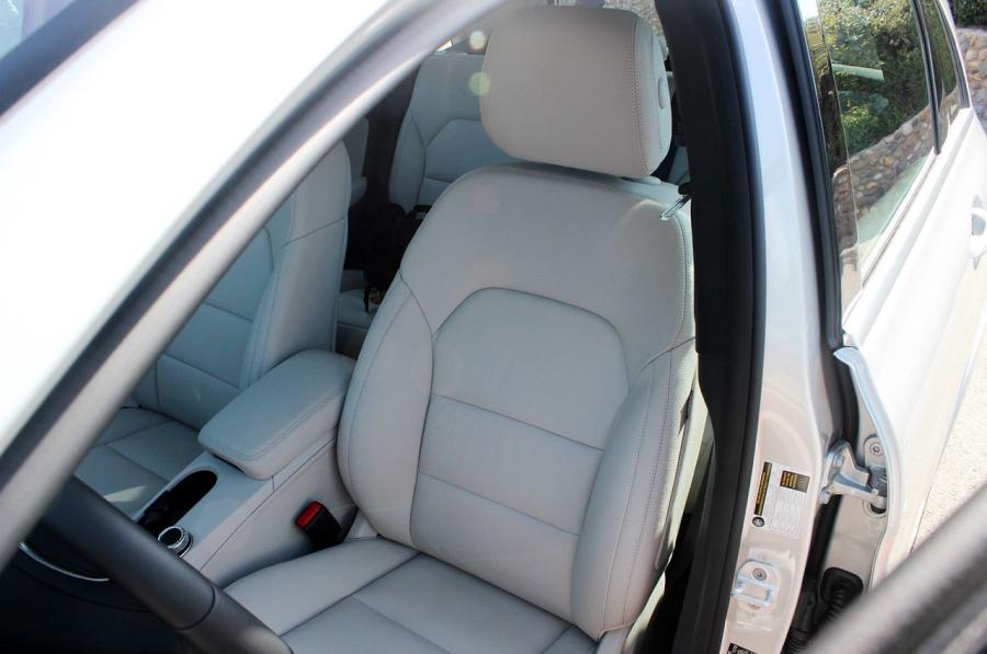  Mercedes-Benz B-Class Electric Drive 2014 года  (US) (фото 17 из 59)